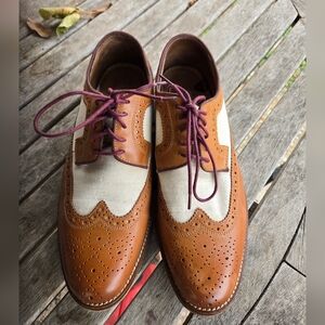 Johnston & Murphy Tan Calfskin Wingtip Shoes Good Condition Gently Used